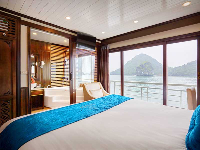 Senior Suite Ocean View with Jacuzzi - 2 Pax/ Cabin