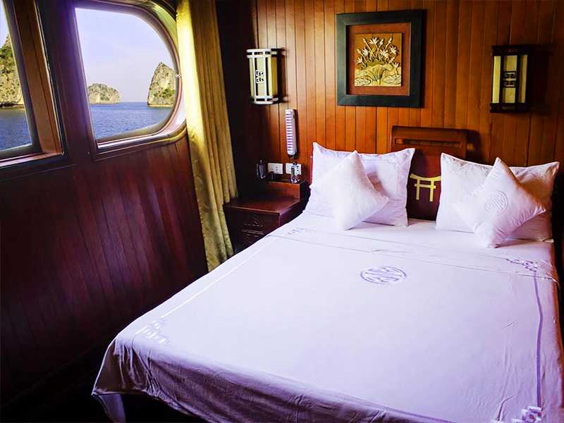 Red Dragon Cruise - Deluxe Single Sea View - 1 Pax/ Cabin