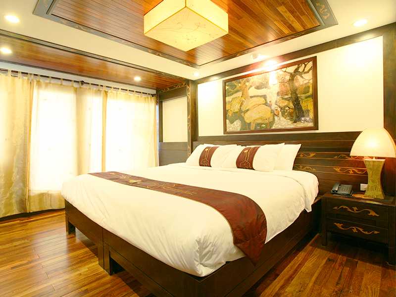 Indochina Sails Cruise - President Suite Balcony With Jacuzzi - 2 Pax/ Cabin