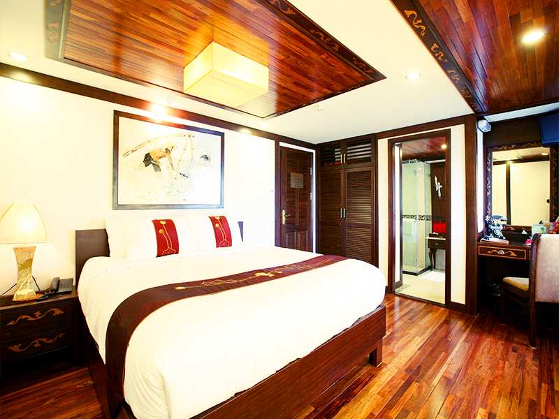 Indochina Sails Cruise - Suite Balcony With Jacuzzi - 2 Pax/ Cabin