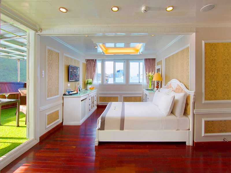 Elite Family Suite - 4 Pax/ Cabin (Location: 2nd Deck - Private Sun Terrace)