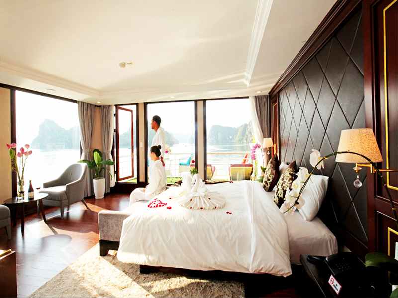 La Pinta Cruise - La Pinta Suite - 2 Pax/ Cabin (Location: 2nd Deck - Private Balcony)