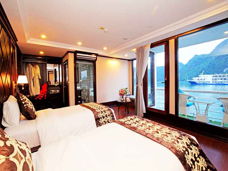 Executive Ocean View - 3 Pax/ Cabin (Location: 2nd Deck - Private Balcony)