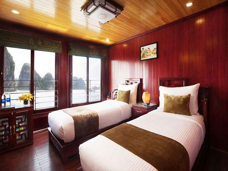 Royal Palace Cruise - Ocean View Single - 1 Pax/ Cabin (Location: 3rd Deck - Ocean View)