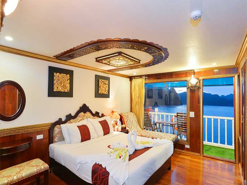 Oasis Bay Cruise - Oasis Bay Suite Balcony - 2 Pax/ Cabin (Location: 3rd Deck - Private Balcony)