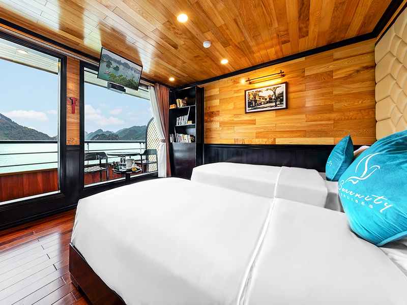 Serenity Cruise - Junior Suite Balcony - 1 Pax/ Cabin (Location: 1st deck - Private Balcony)