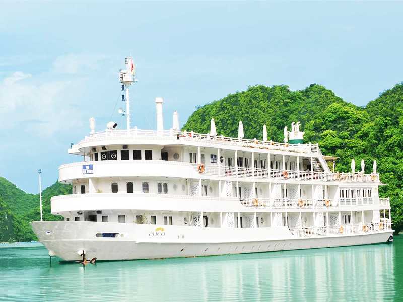 Au Co Private Charter Cruise