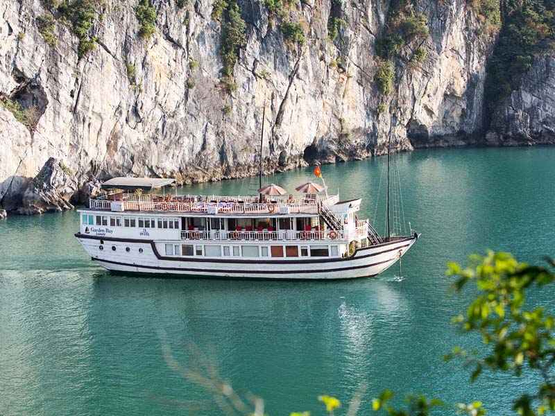 Garden Bay Luxury Cruise 3 Days 2 Nights