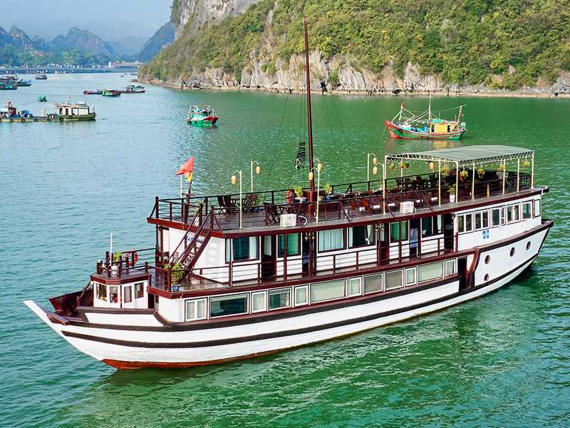 Garden Bay Legend Cruise - 2 Days 1 Night | Bai Tu Long Bay