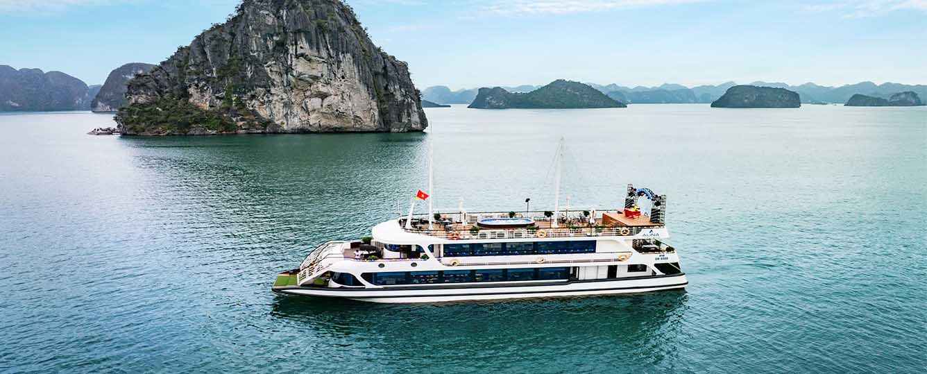 Alina Cruise - A New Beginning of the Heritage Journey| Halong Bay 1  Day Tour