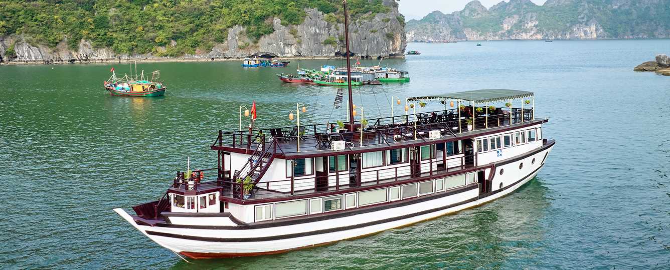 Garden Bay Legend Cruise - 2 Days 1 Night | Bai Tu Long Bay